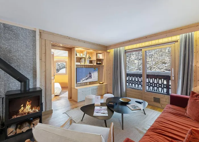 Rénové Avec 2 Suites, Balcon Et Poêle à Bois, Proche Centre Et Remontées Mécaniques, - Fr-1-569-39 Megève